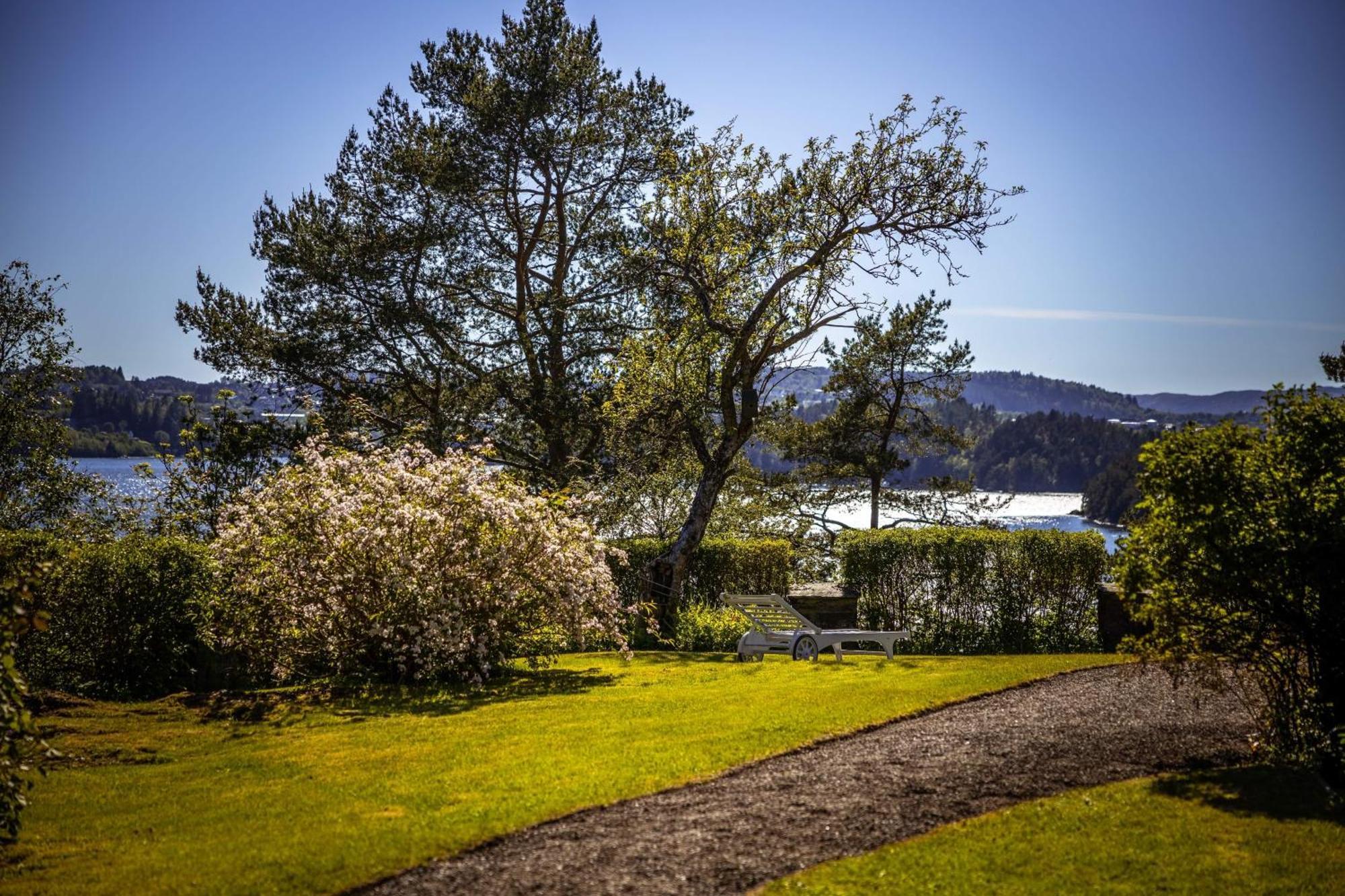 Unique Victorian Villa With Private Coastline Bergen Exterior foto